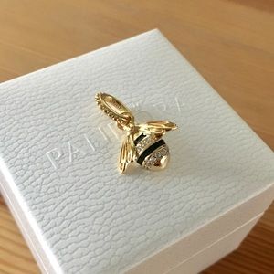 Pandora Queen Bee Pendant